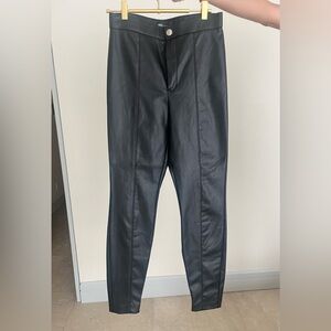 Zara Black Faux Leather Pants🖤 Size M